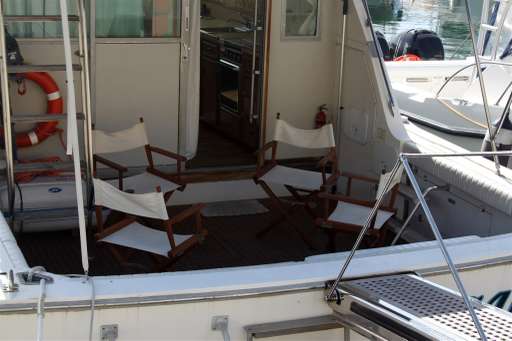 Bertram yacht Bertram yacht 38' convertible