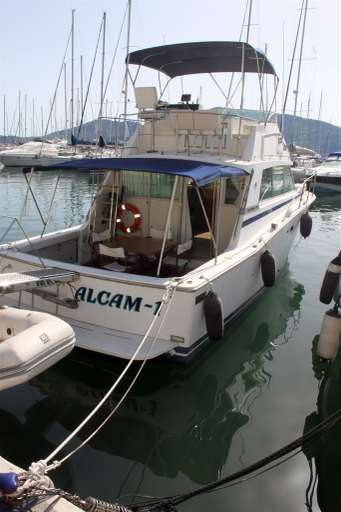 Bertram yacht Bertram yacht 38' convertible