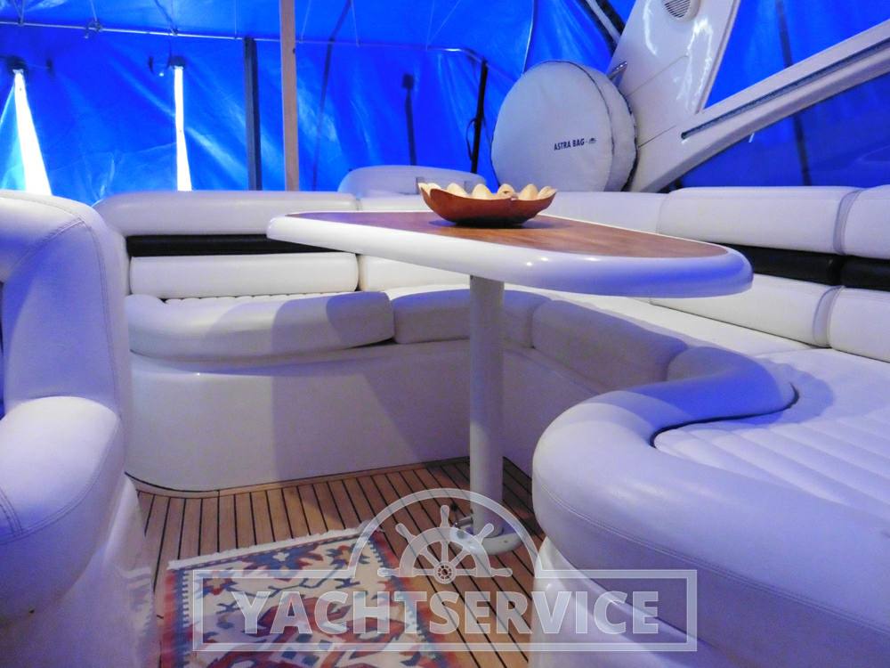 Princess V 42 - Photo Exterior: detail 1