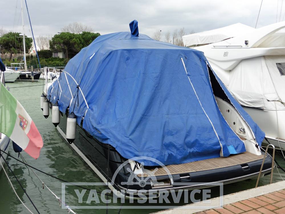 Princess V 42 - Photo Exterior 5