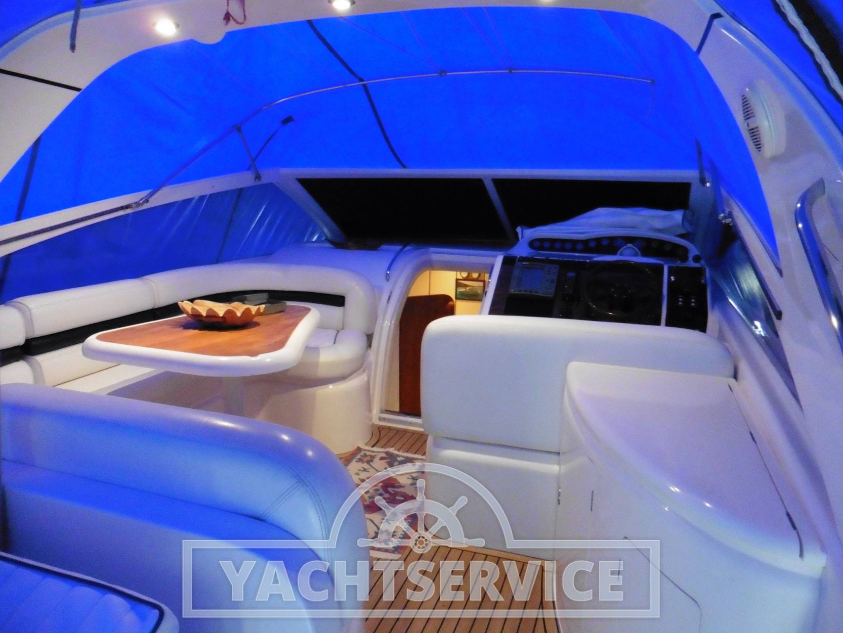Princess V 42 - Photo Exterior: detail 3