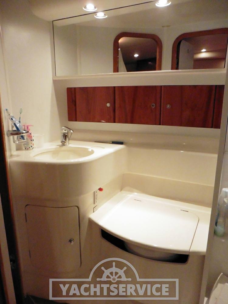Princess V 42 - Photo Hygienic service 1
