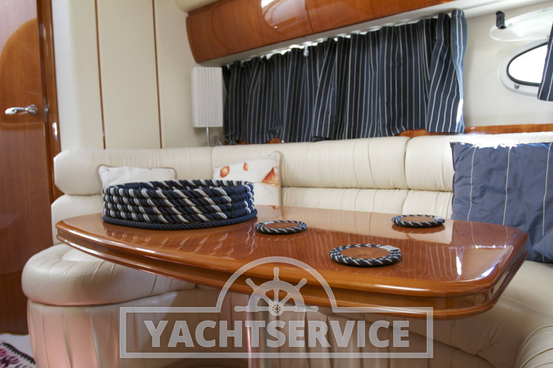Princess V 42 - Photo Inside: detail 2