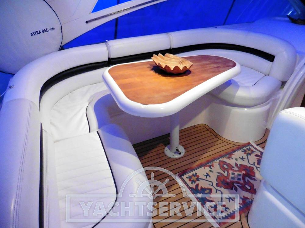 Princess V 42 - Photo Exterior: detail 2