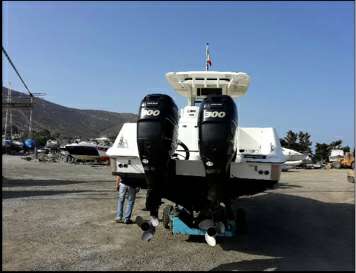 Boston Whaler Boston Whaler 320 outrage