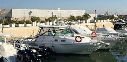 Boston Whaler Boston Whaler Defiance 35'