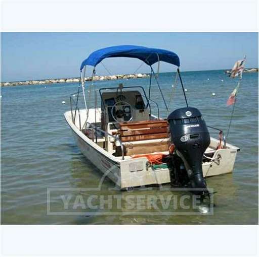 Boston Boston Whaler montauk 17