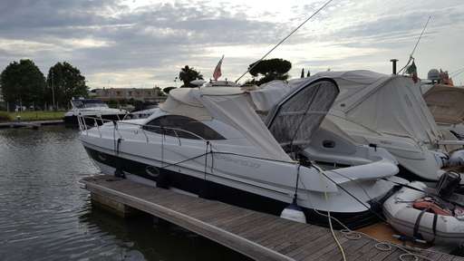 Pershing Pershing 37 cabin