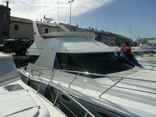 Uniesse Uniesse 44 fly