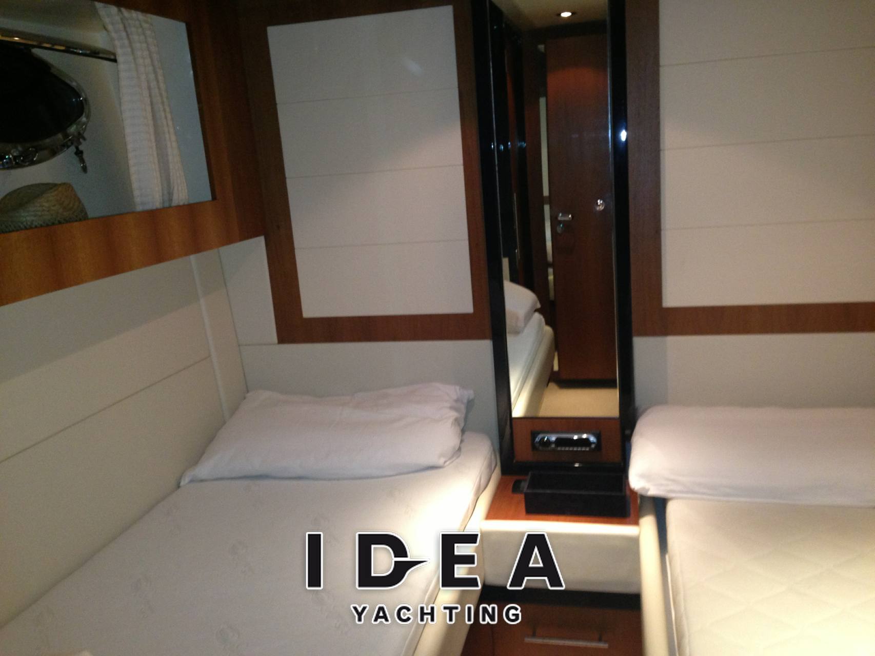 Riva Splendida 72 - Photo Inside 6