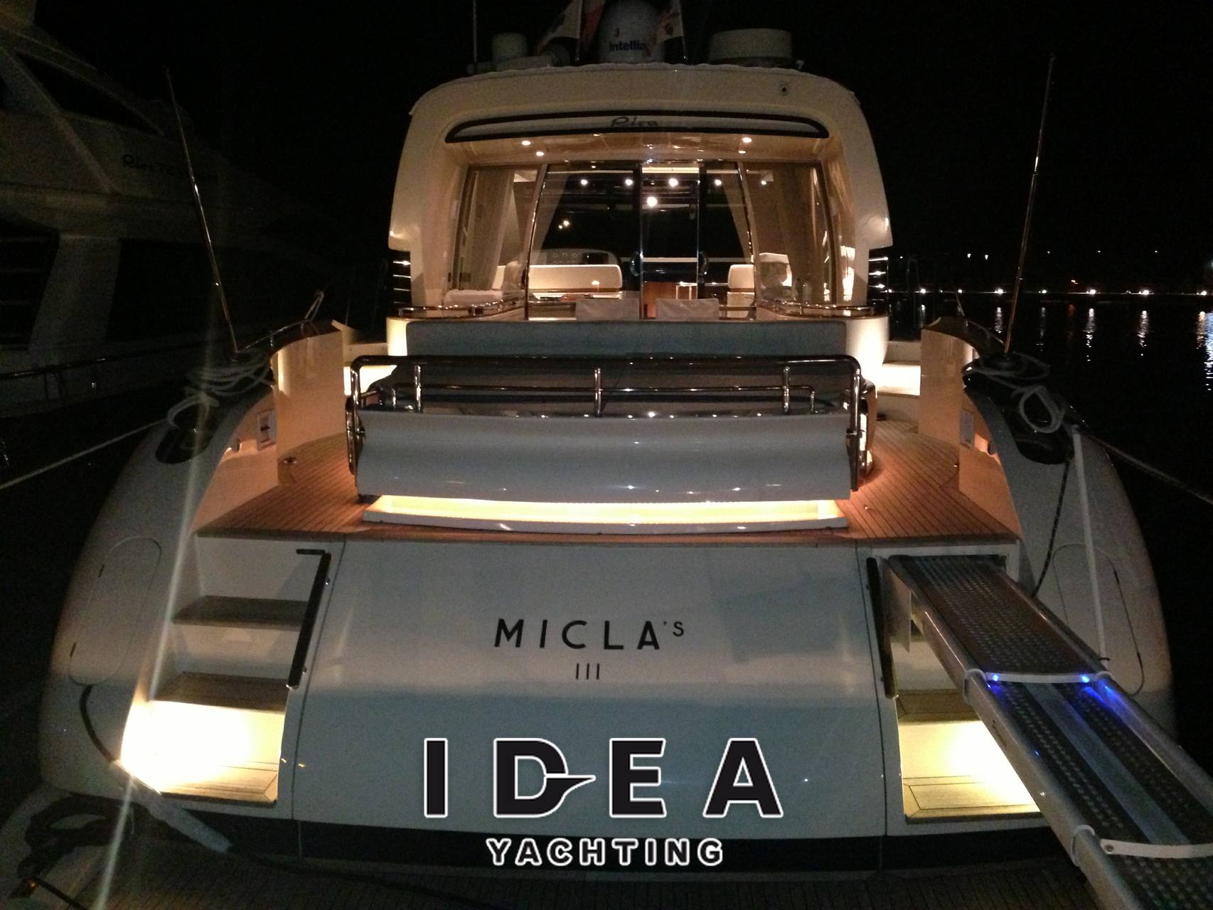 Riva Splendida 72 - Photo Exterior 3