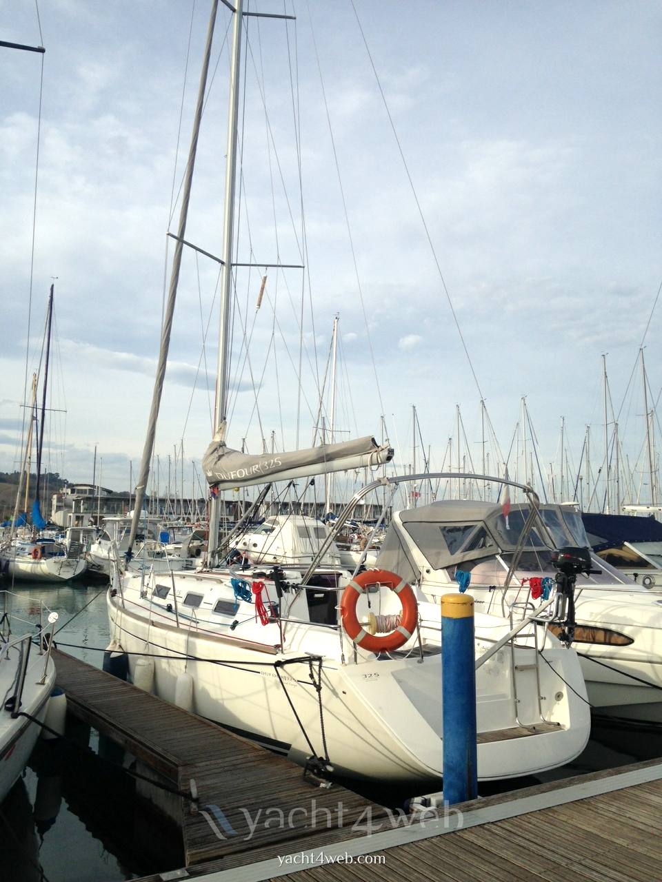 Dufour yachts 325 grand'large - Photo Exterior 1