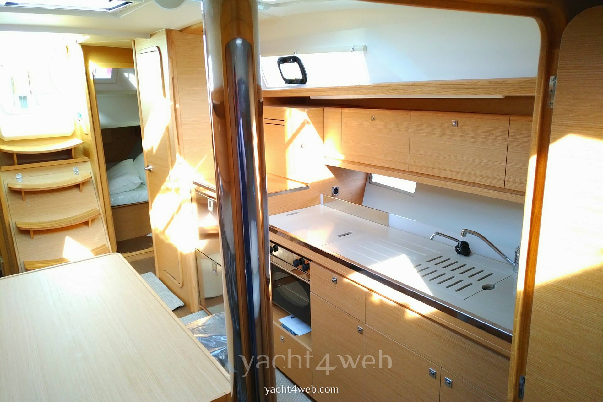 Dufour Yachts 382 grand large