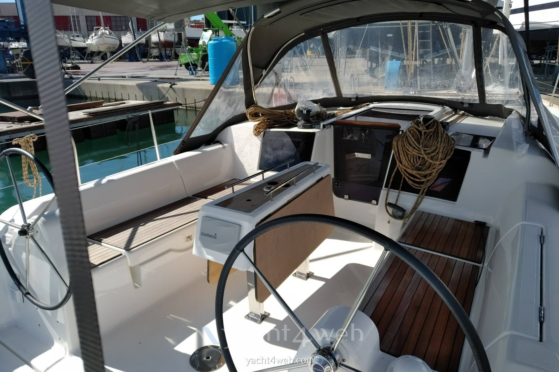 Dufour Yachts 382 grand large