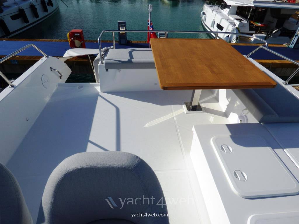 FOUNTAINE PAJOT My 37 - Photo Not categorized 3