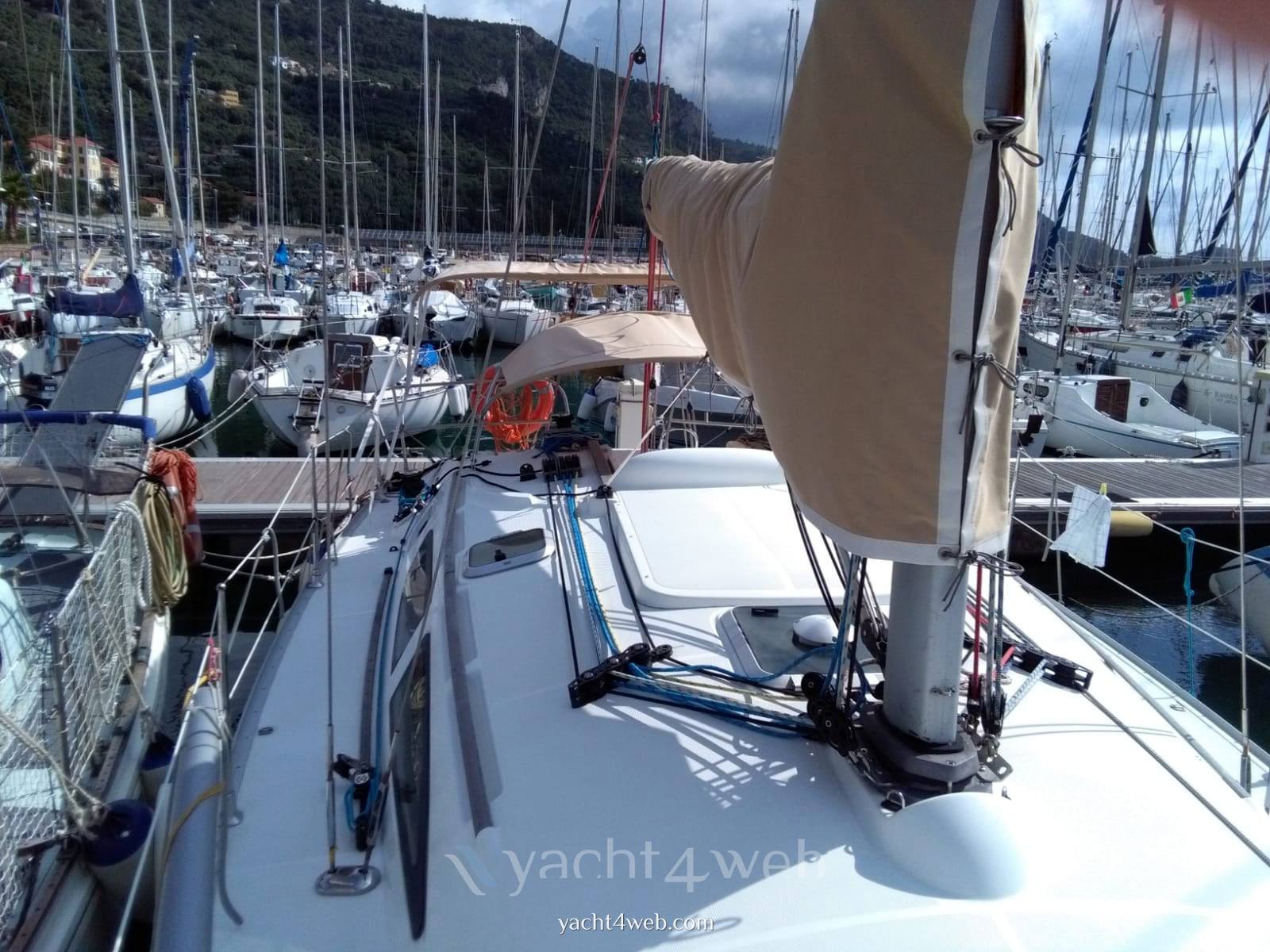 Jeanneau Sun fast 35 Exterior: detail