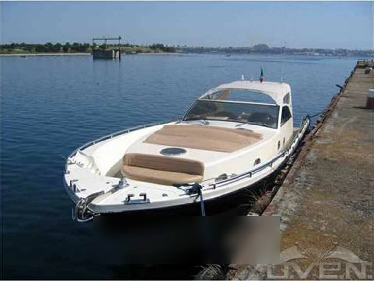 Cheradi marine Santorini 48' Exterior