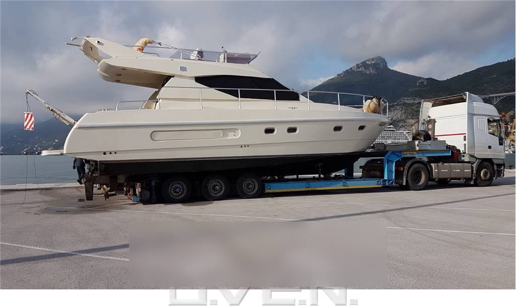 Ferretti 120 120 fly 3 cabine