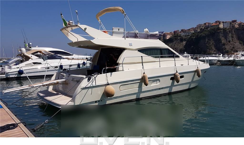 Ferretti 120 120 fly 3 cabine