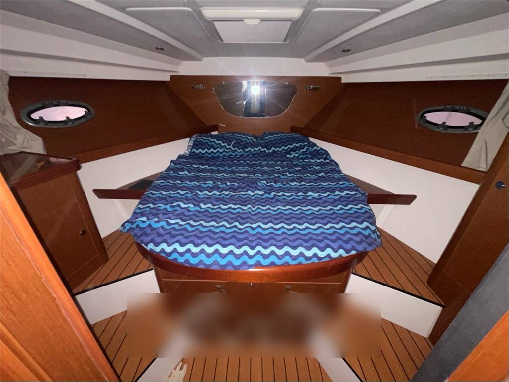 Beneteau Antares 36 fly используется