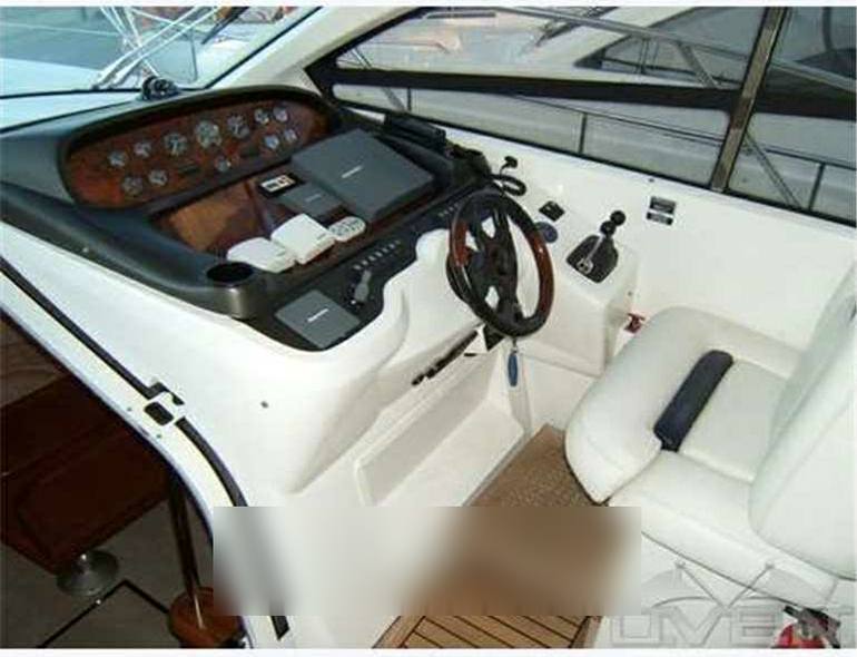 Sunseeker 50 Camargue 50' ht 快速巡洋舰