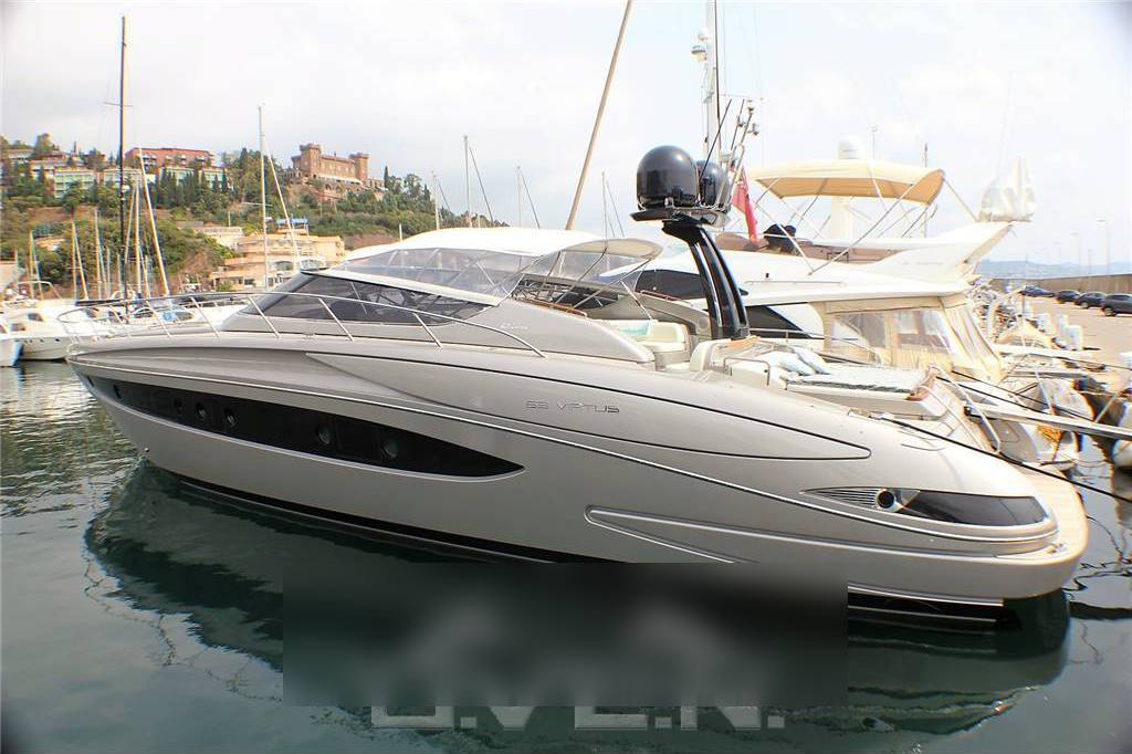 Riva 63 Virtus Экспресс Круизер