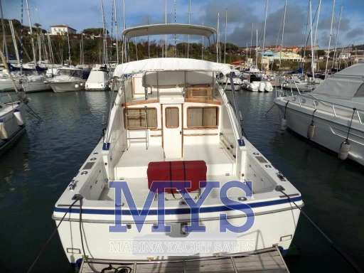 Bertram yacht Bertram yacht 30 fly