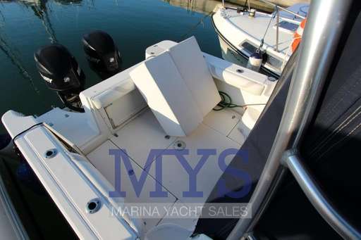 Boston Whaler Boston Whaler 255 Conquest