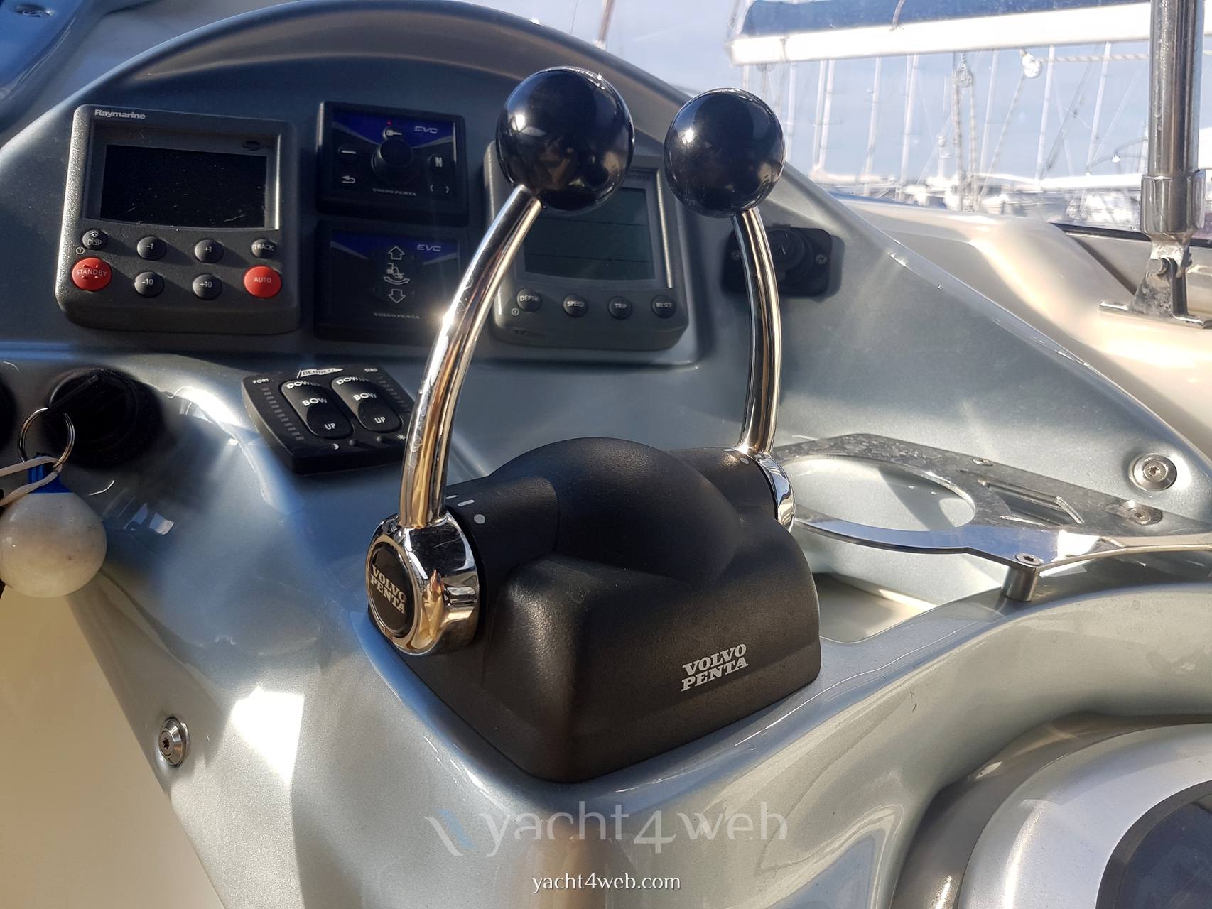 CRANCHI Zaffiro 36 Instrumentation