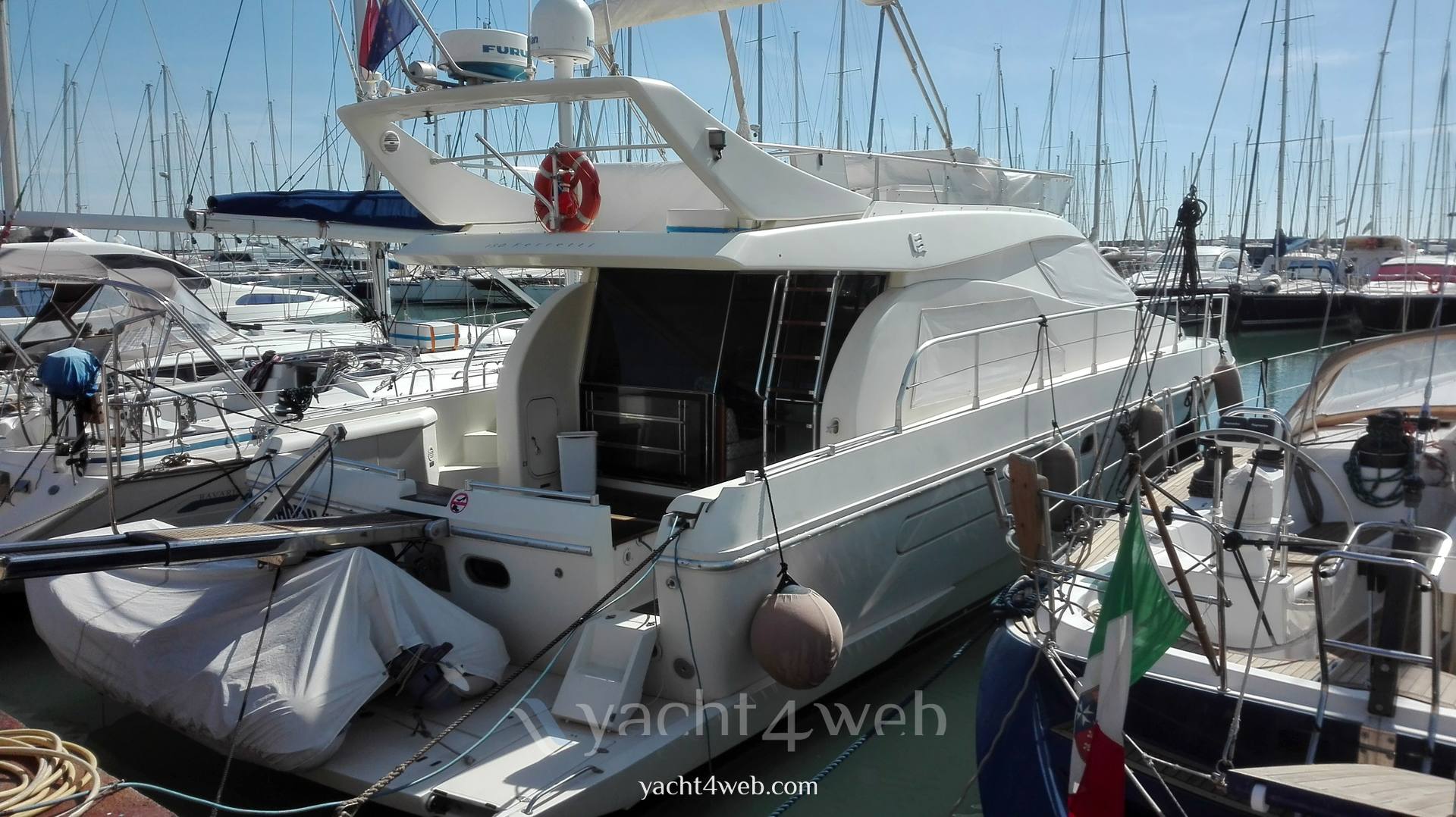 Ferretti 150 fly - Foto Esterno 2