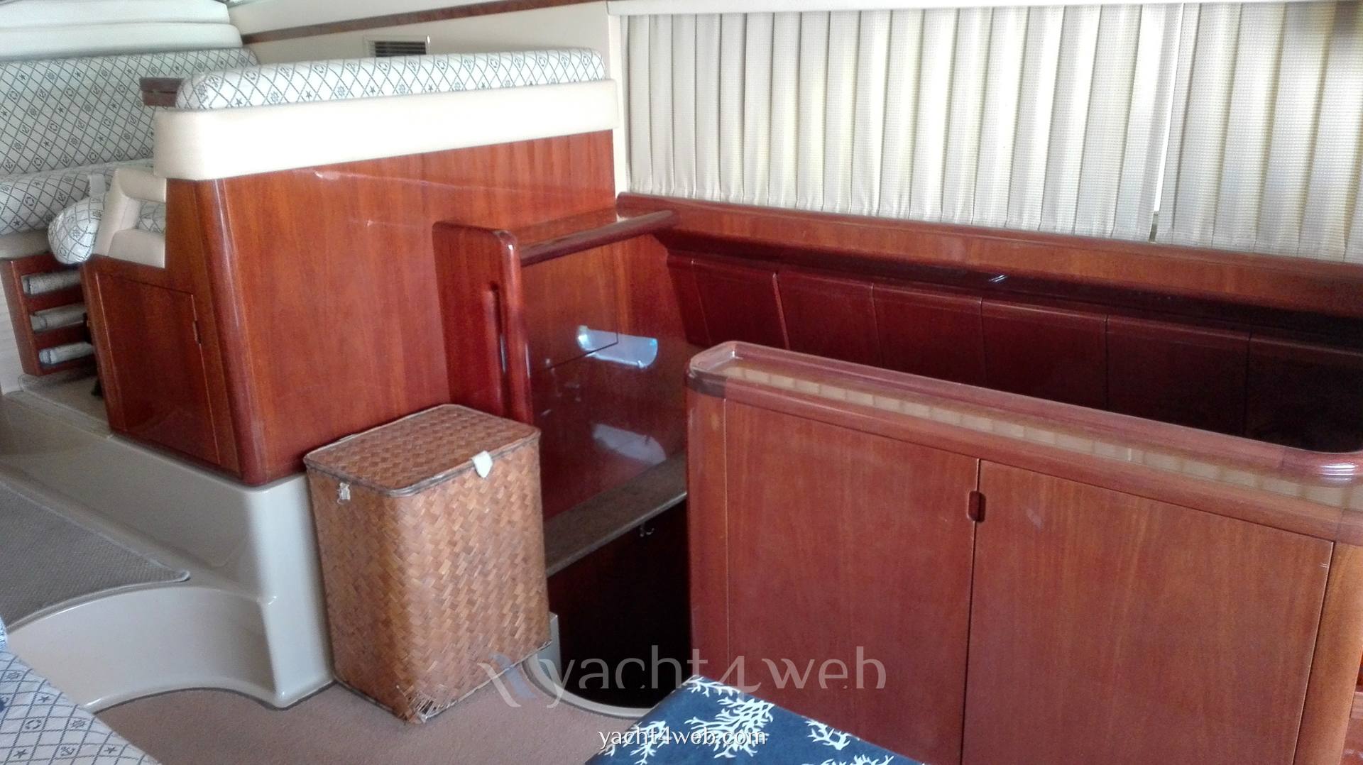 Ferretti 150 fly - Foto Interno 6