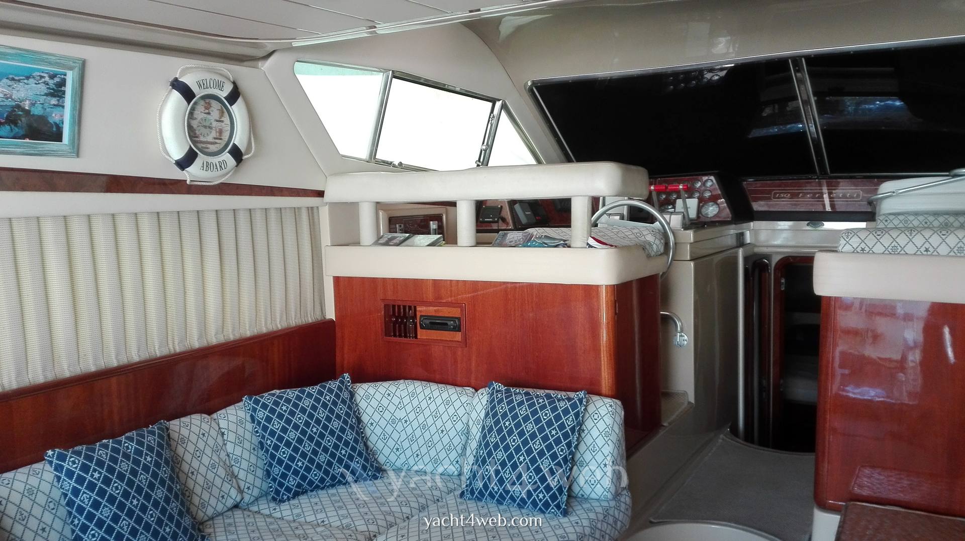 Ferretti 150 fly - Foto Interno 7