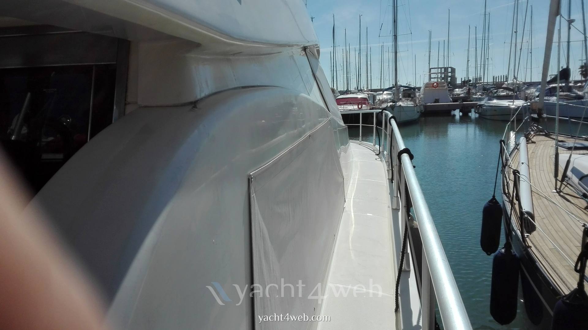 Ferretti 150 fly - Foto Esterno: dettaglio 4
