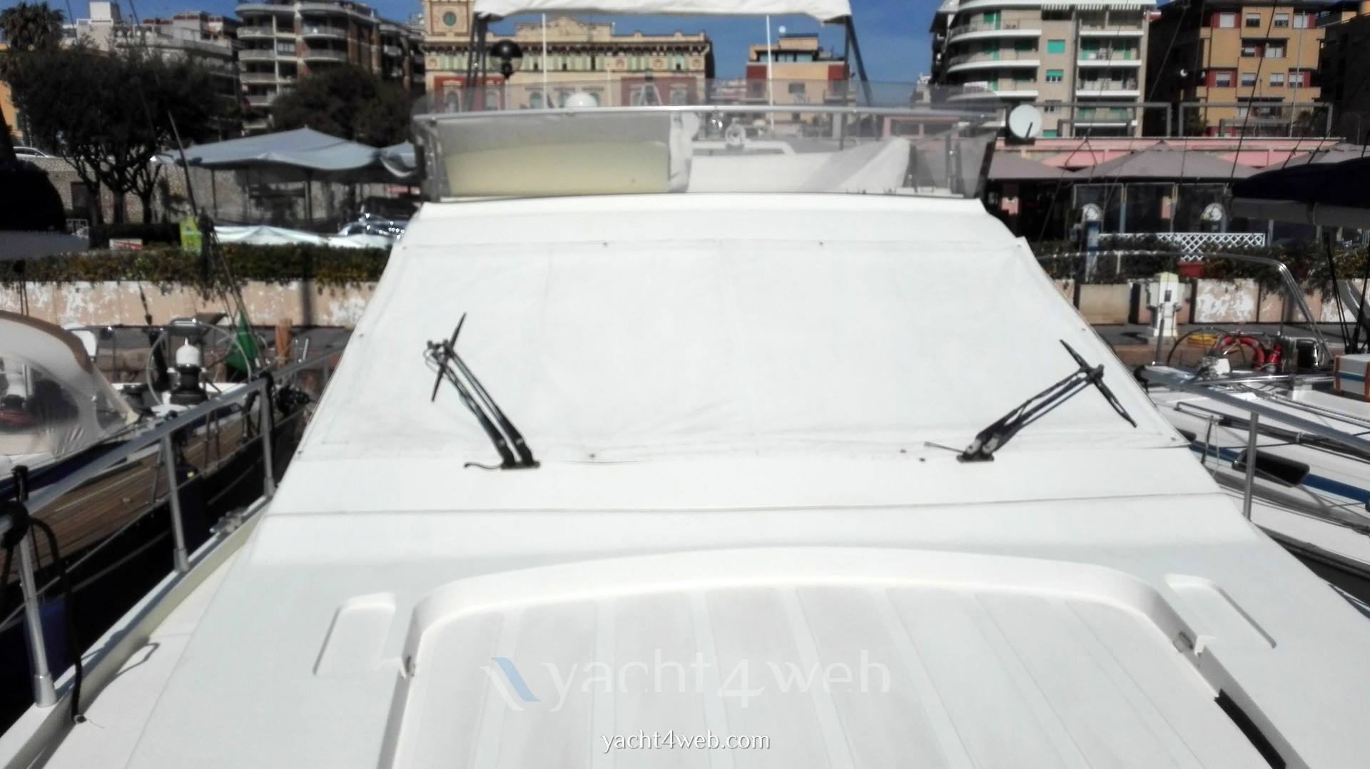 Ferretti 150 fly - Foto Esterno: dettaglio 2