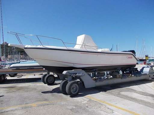 Boston whaler Boston whaler Outrage 26