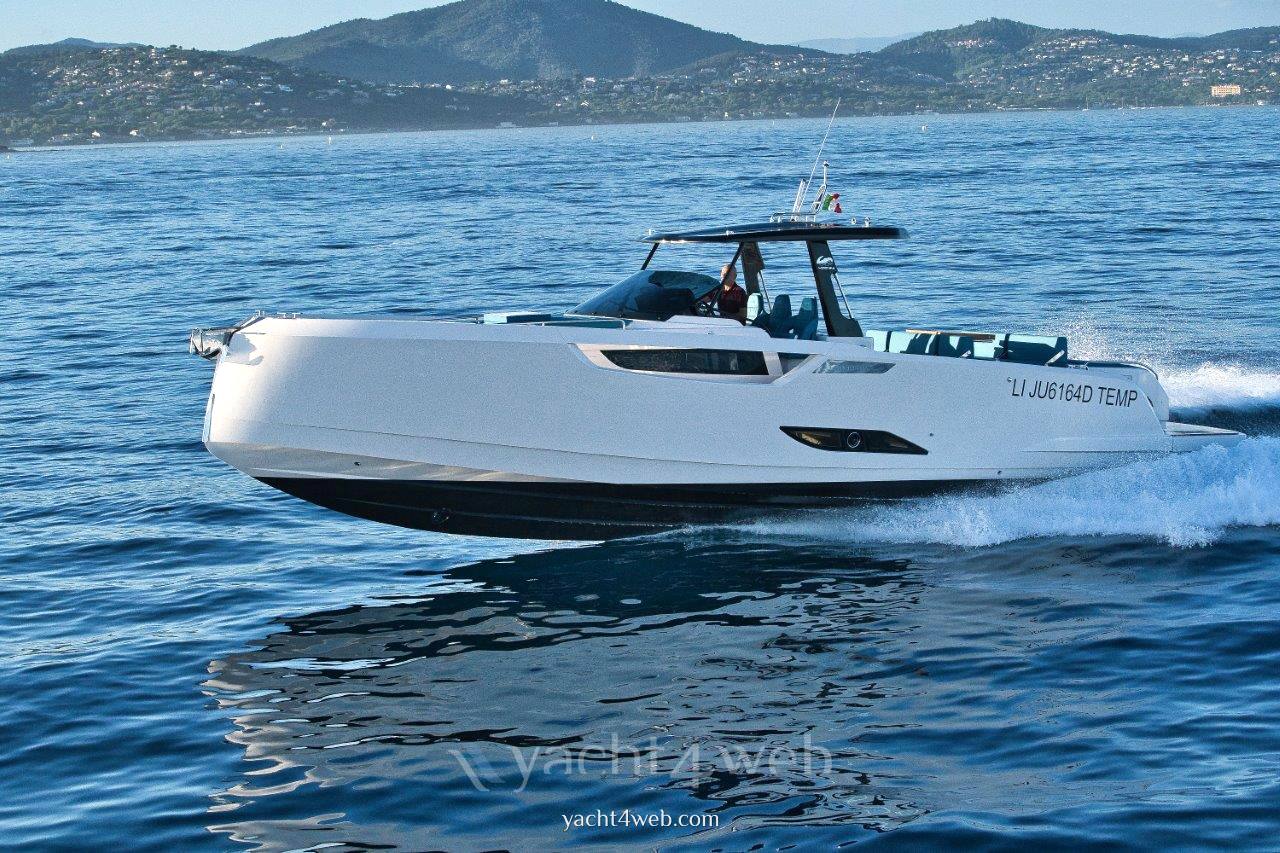 Cayman yachts 400 walk around