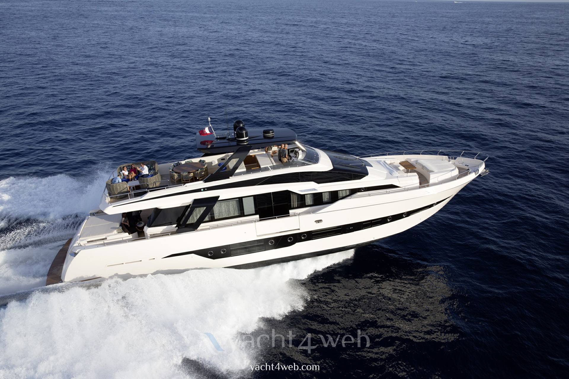 Cayman yachts F920 Barco de motor usado para venta