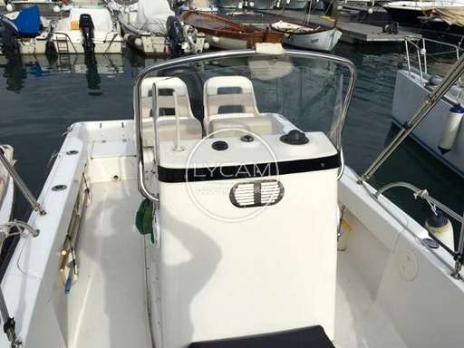 Boston whaler Boston whaler Outrage 19