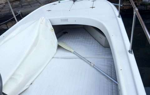 Boston Boston Whaler outrage 21