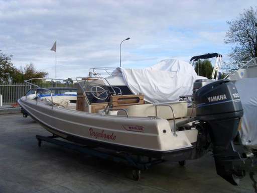 Boston whaler Boston whaler Outrage 21