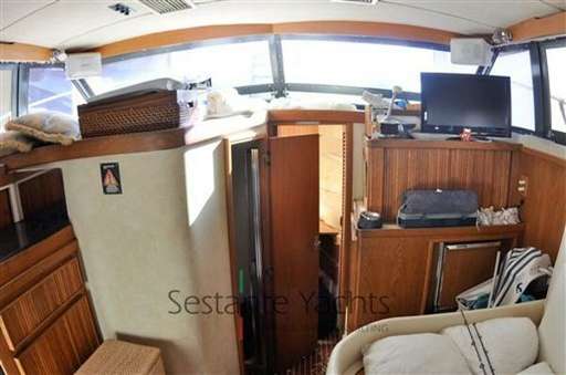 Bertram Yacht Bertram Yacht 33' SF