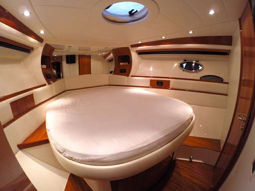 Pershing Pershing 50' ( 2004)