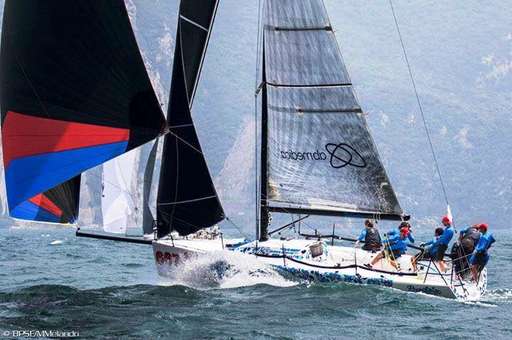 Melges-performance-sailboats Melges-performance-sailboats Melges 32