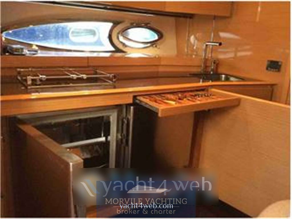 Atlantis 50 ht Im Inneren