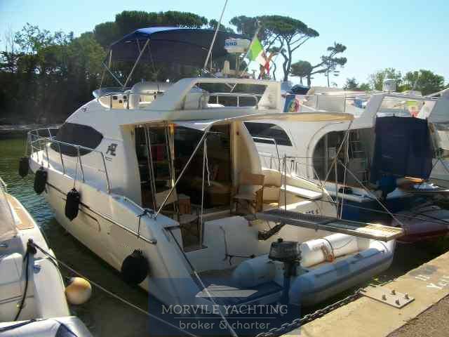 Azimut 36 Exterior