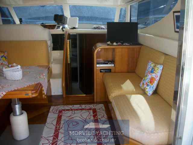 Azimut 36 Inside
