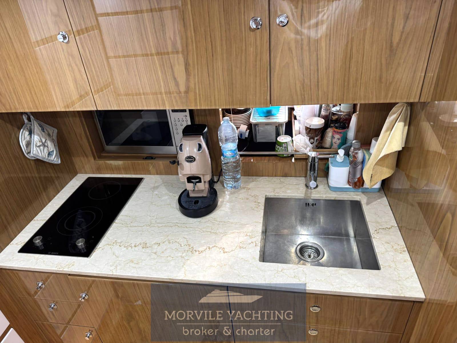 Uniesse marine 48 ht
