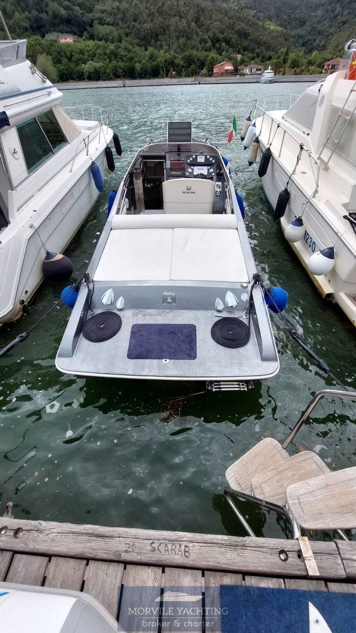 Wellcraft Scarab 34 Motor boat used for sale