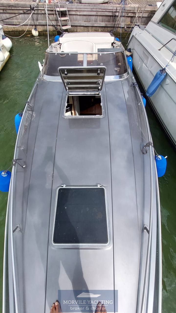 Wellcraft Scarab 34 Моторная лодка используется для продажи
