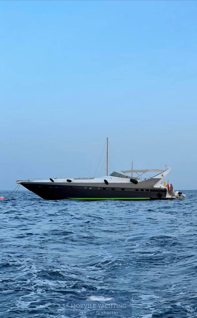Mangusta 65 open قارب بمحرك مستعملة للبيع